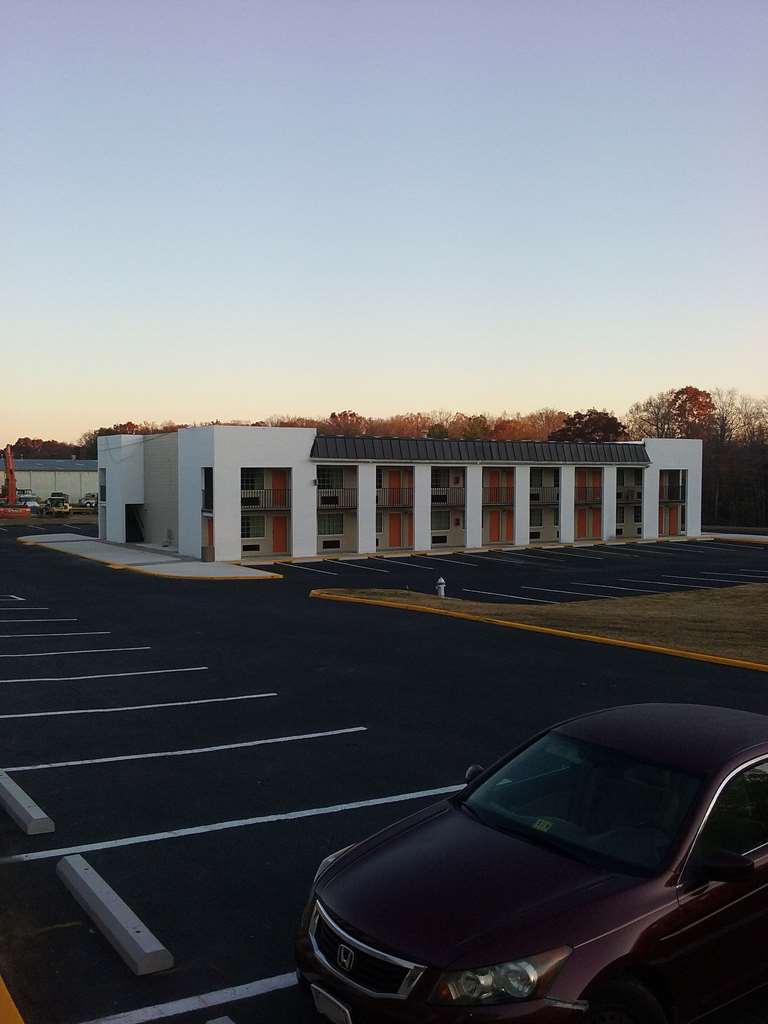 Americas Value Richmond South Motel 2*