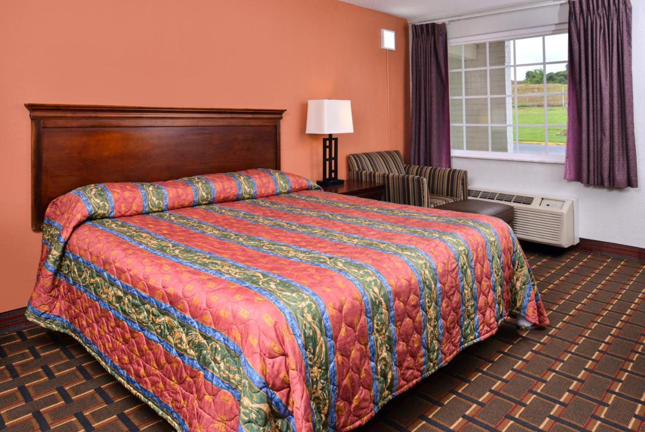 Americas Value Richmond South Motel 2*